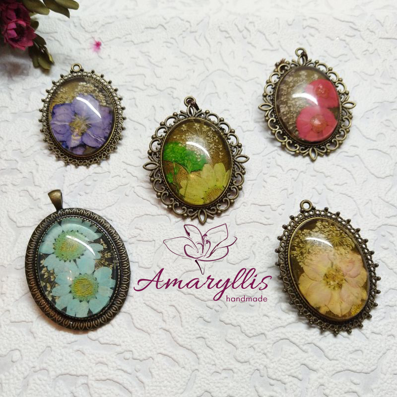 Amaryllis Handmade | Pendant with one flower- CU-0054